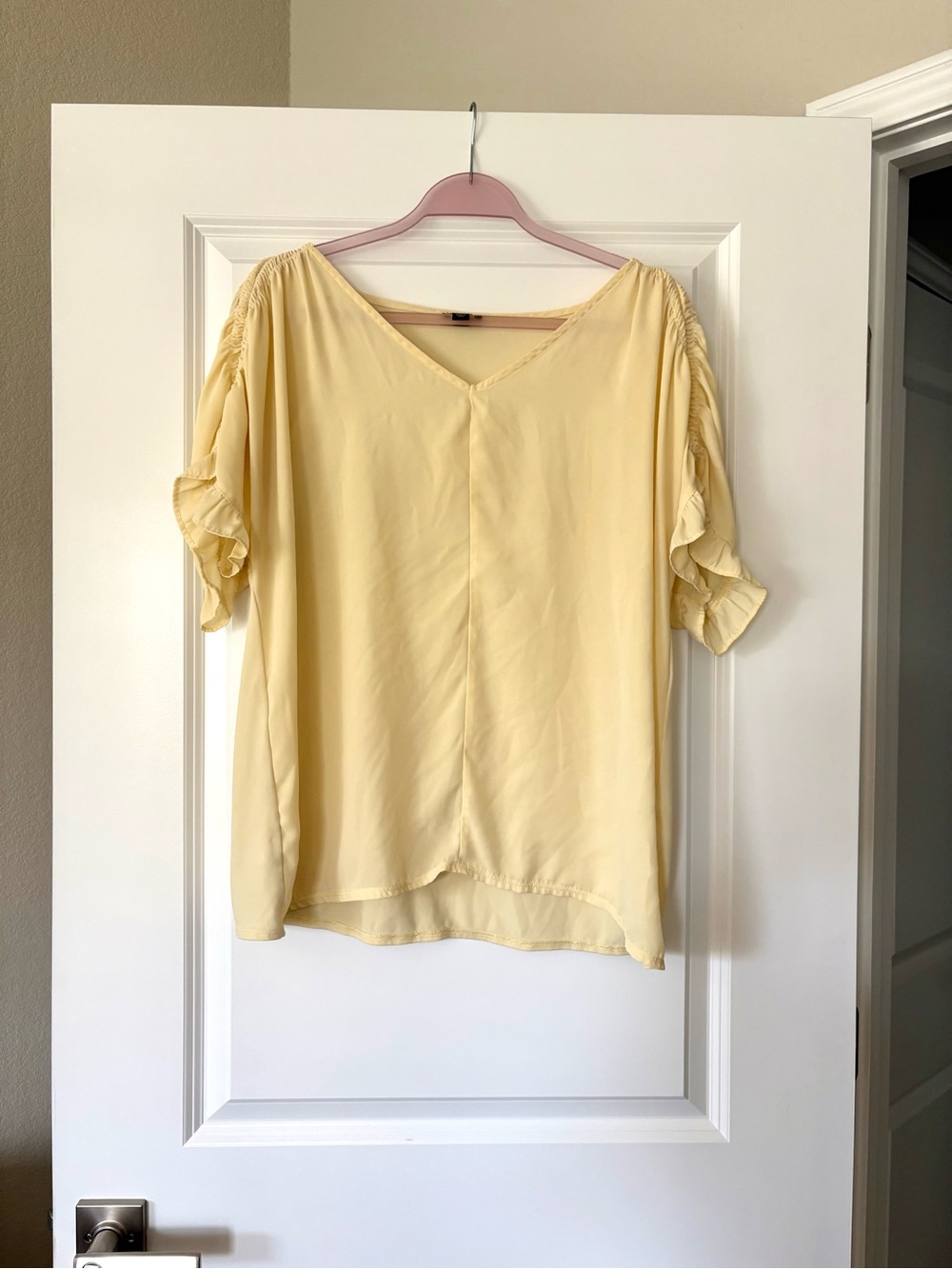 Ann Taylor Light Yellow V-Neck Women's Blouse with Ruffle Flutter Sleeves
